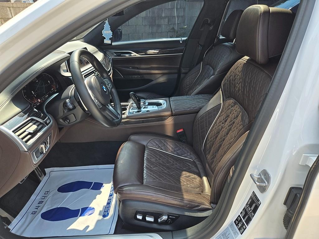 BMW 7시리즈 7시리즈 (G11) 740Li xDrive M SPORT 스포츠 이미지 5