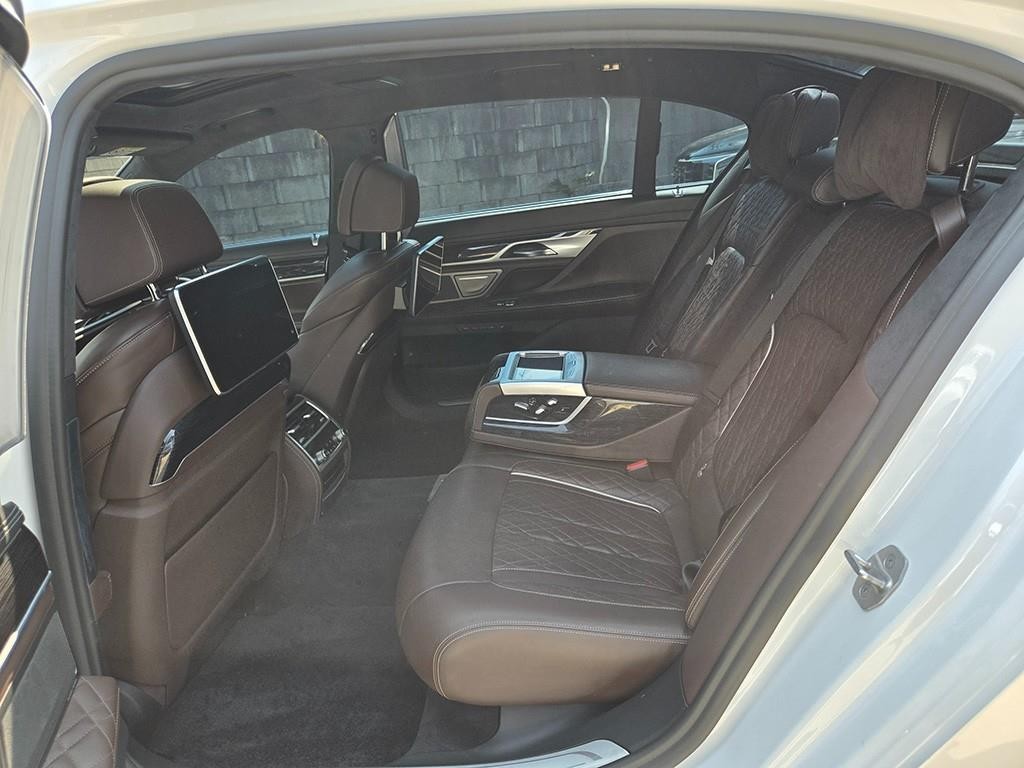 BMW 7시리즈 7시리즈 (G11) 740Li xDrive M SPORT 스포츠 이미지 6