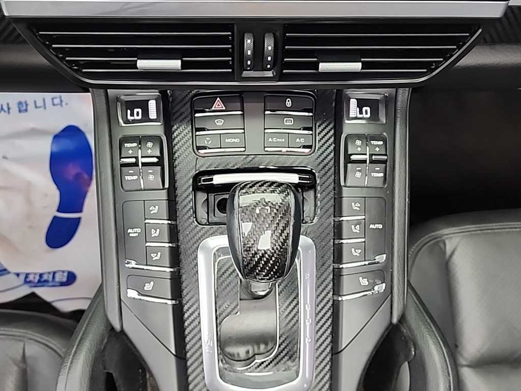 포르쉐 카이엔 뉴 카이엔 3.0 디젤 이미지 10