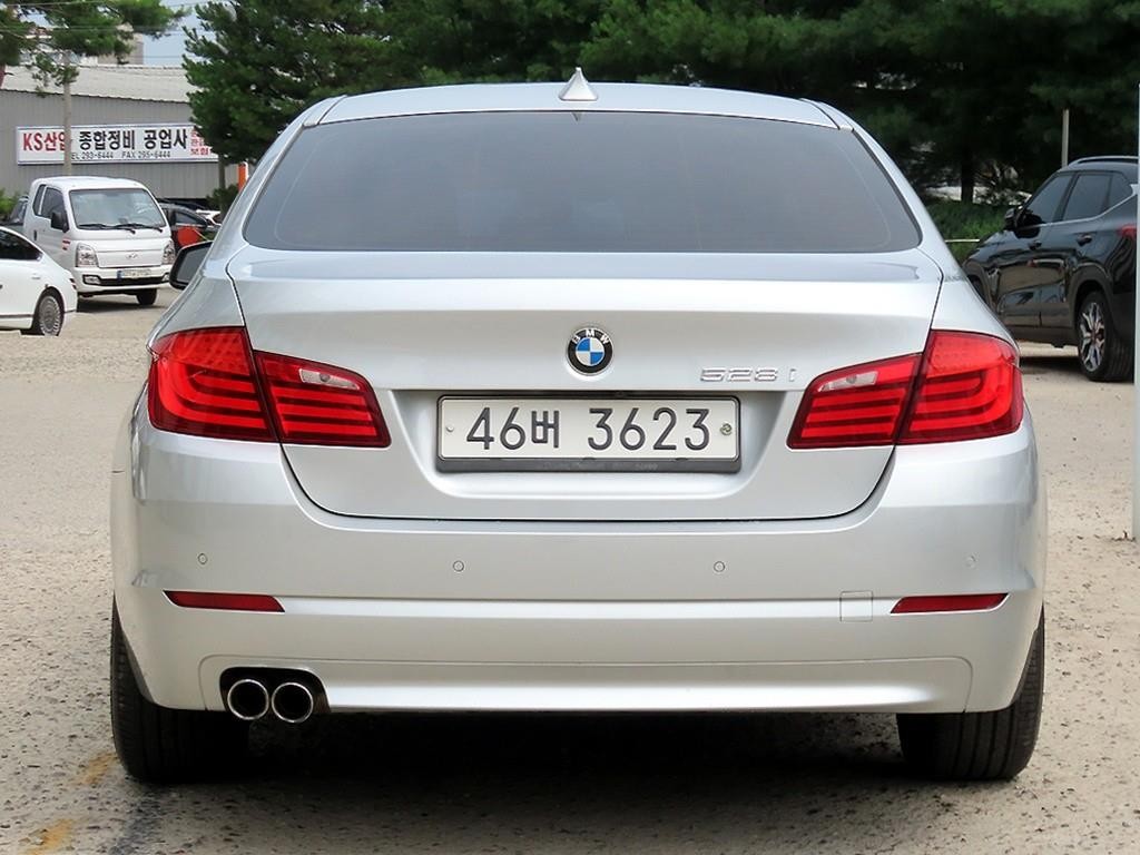 BMW 5시리즈 5시리즈 (F10) 528i 이미지 4