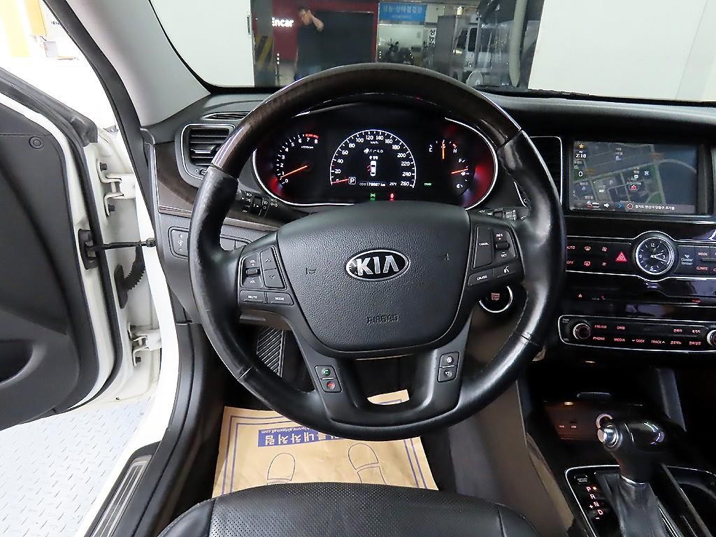 기아 K7 더 뉴 K7 3.0 GDI 프레스티지 스페셜 이미지 9