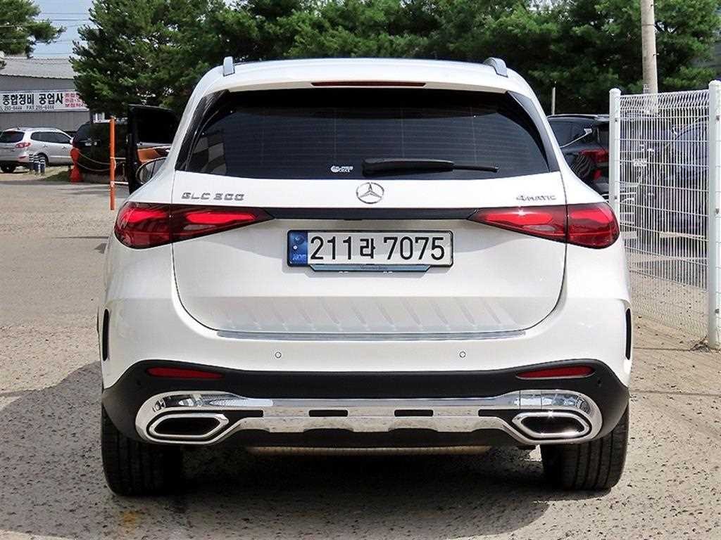 벤츠 GLC 클래스 GLC클래스 X254 GLC300 4MATIC 이미지 4