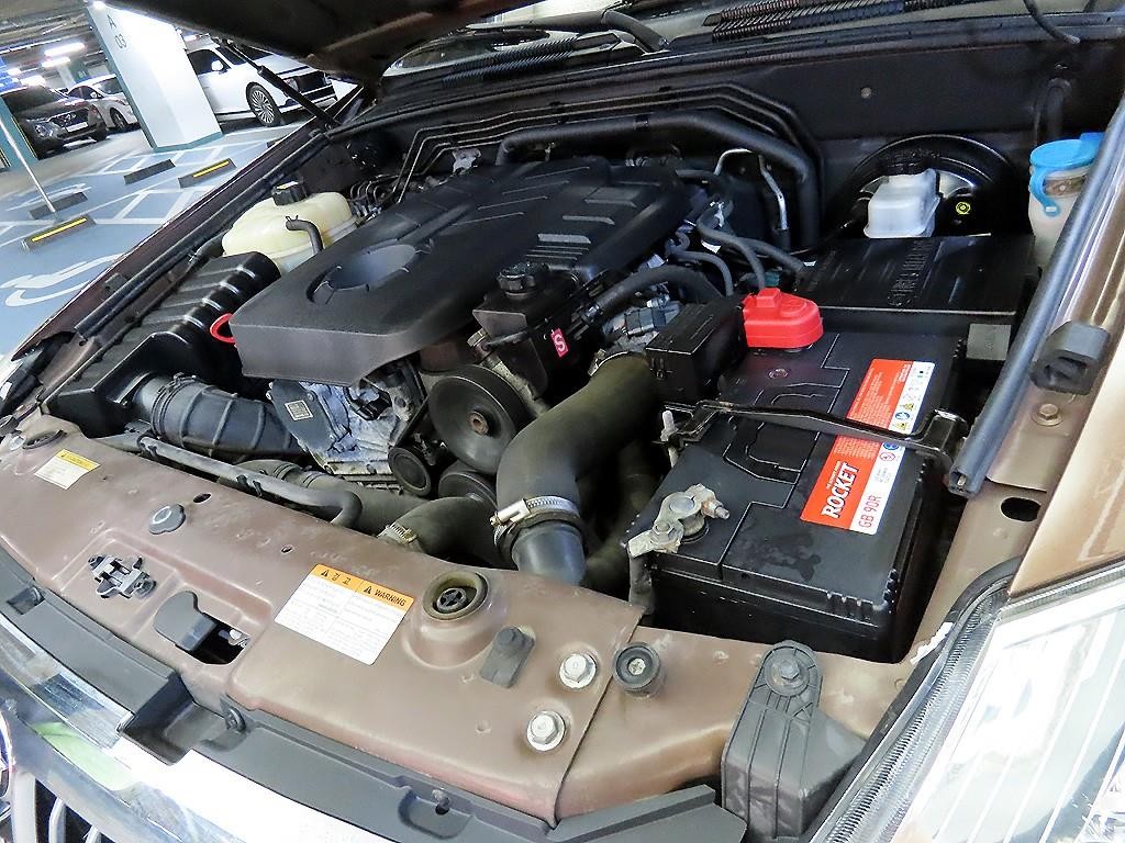 KG모빌리티(쌍용) 렉스턴 렉스턴W 2.2 4WD RX7 프레스티지 이미지 19