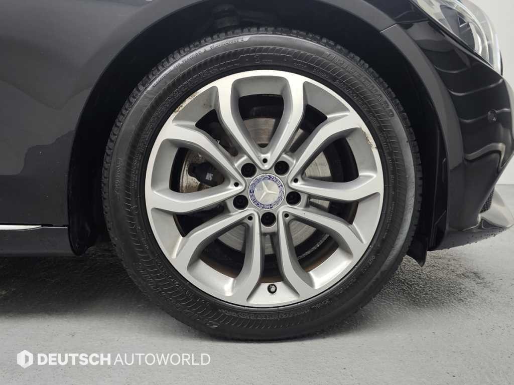 벤츠 C 클래스 C클래스 W205 C220 d 아방가르드 이미지 5