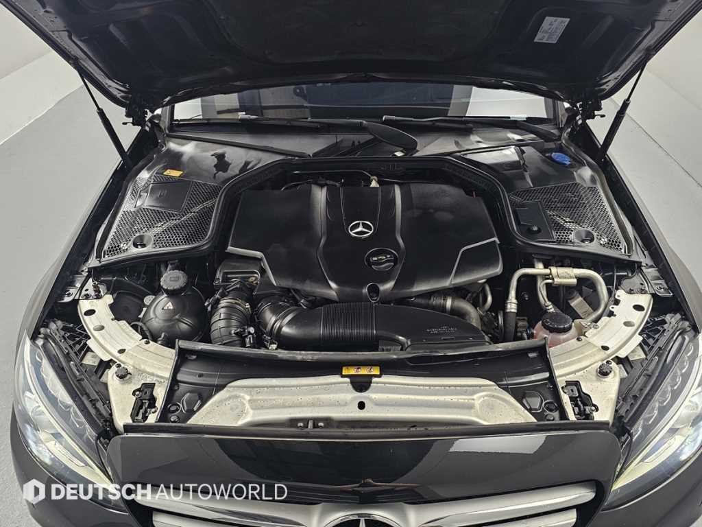 벤츠 C 클래스 C클래스 W205 C220 d 아방가르드 이미지 6