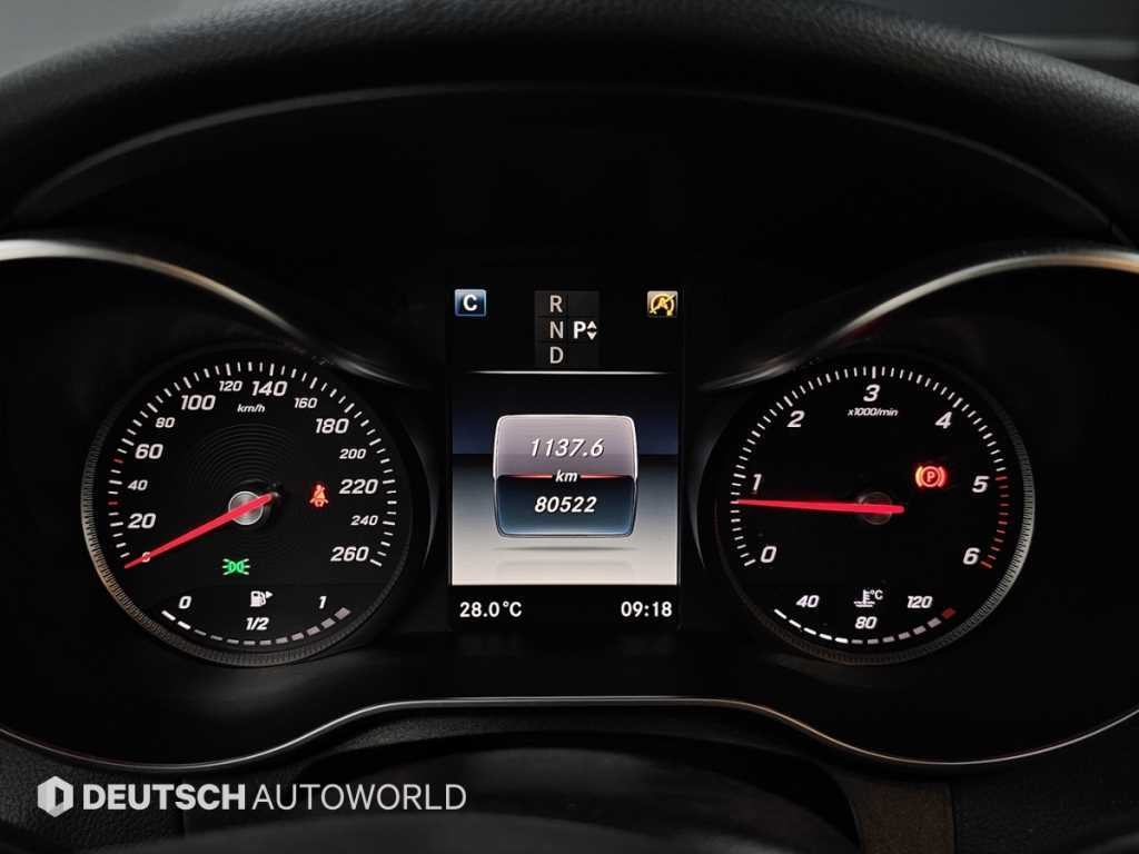 벤츠 C 클래스 C클래스 W205 C220 d 아방가르드 이미지 8