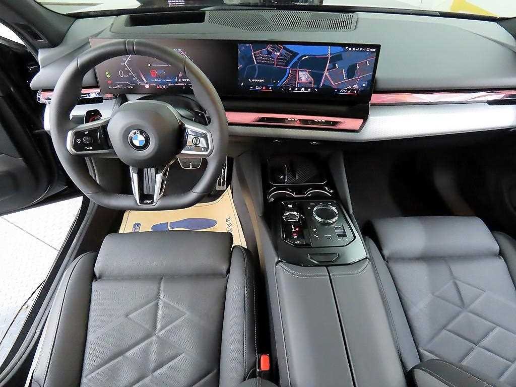BMW 5시리즈 5시리즈 (G60) 530i xDrive M 스포츠 프로 스페셜 에디션 이미지 7