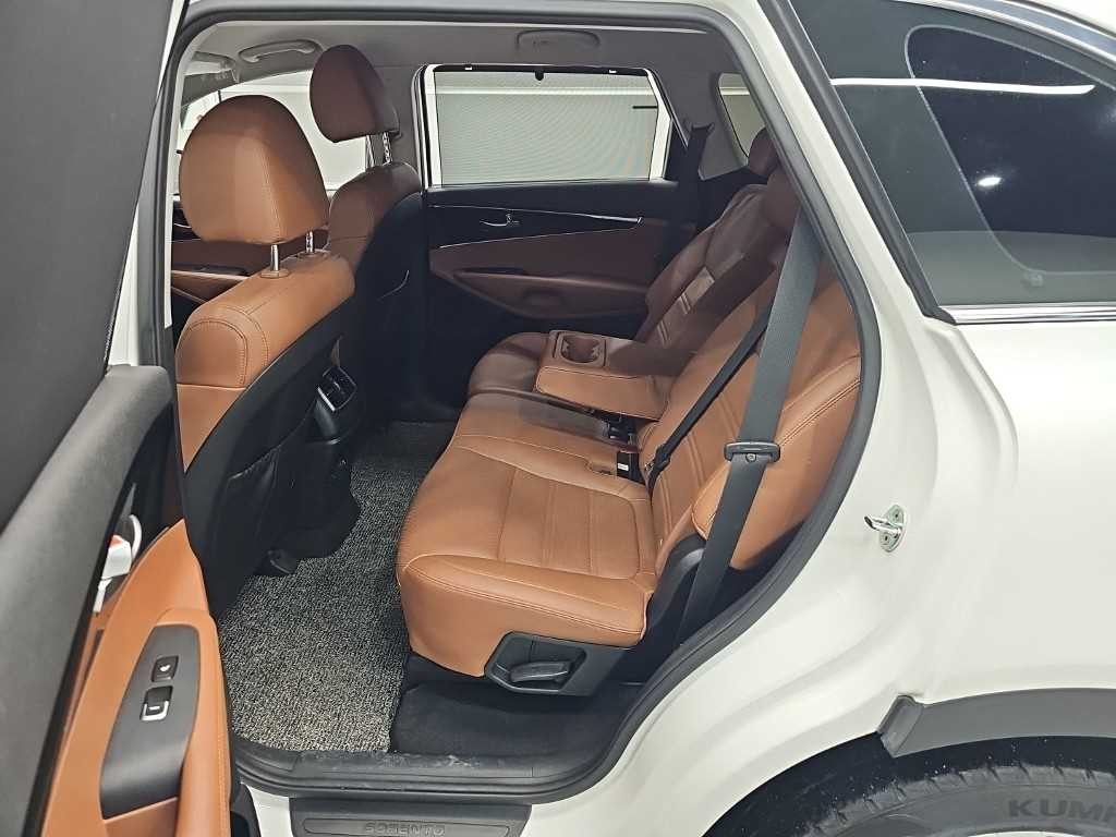 기아 쏘렌토 더 뉴 쏘렌토 디젤 2.0 2WD 노블레스 이미지 12
