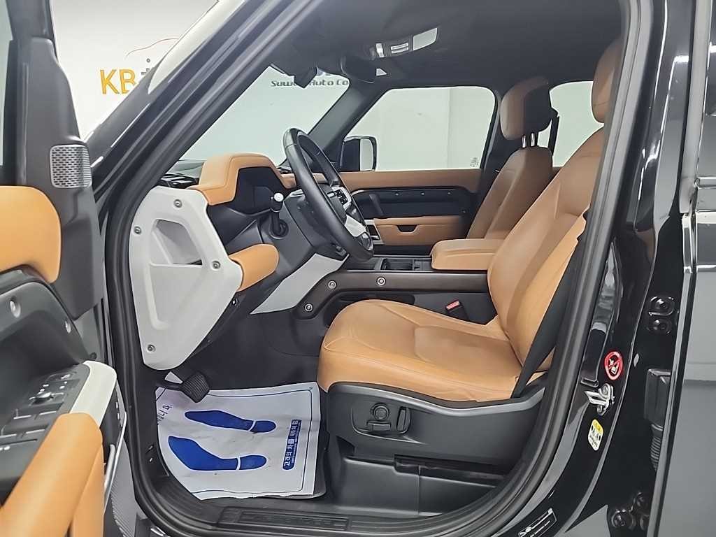 랜드로버 디펜더 디펜더 (L663) 110 D300 HSE 이미지 11