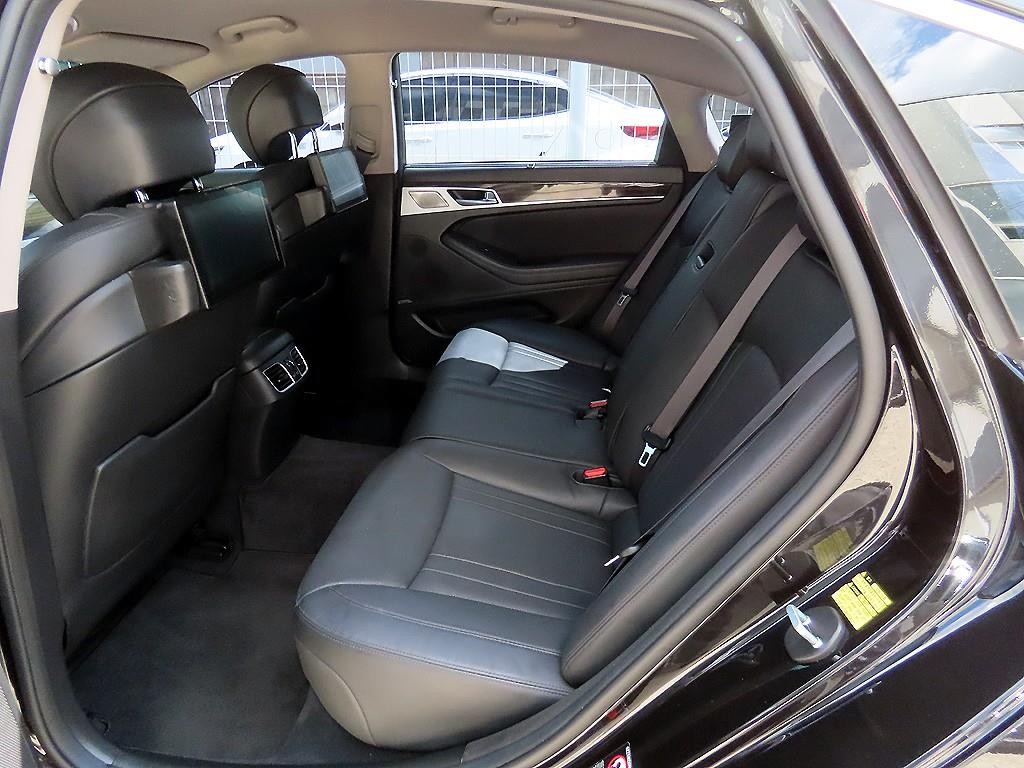 제네시스 G80 3.3 GDI AWD 프레스티지 이미지 6