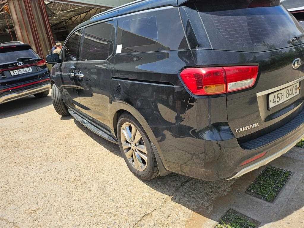 기아 카니발 올 뉴 카니발 디젤 9인승 럭셔리 이미지 2