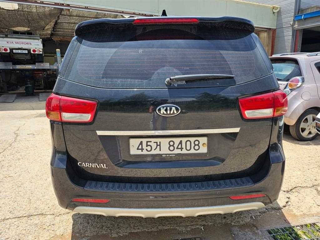 기아 카니발 올 뉴 카니발 디젤 9인승 럭셔리 이미지 3