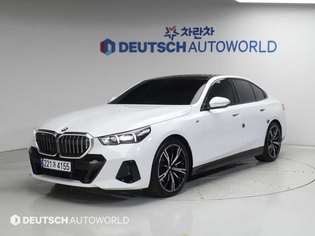 BMW 5시리즈 5시리즈 (G60) 530i xDrive M 스포츠 이미지 1