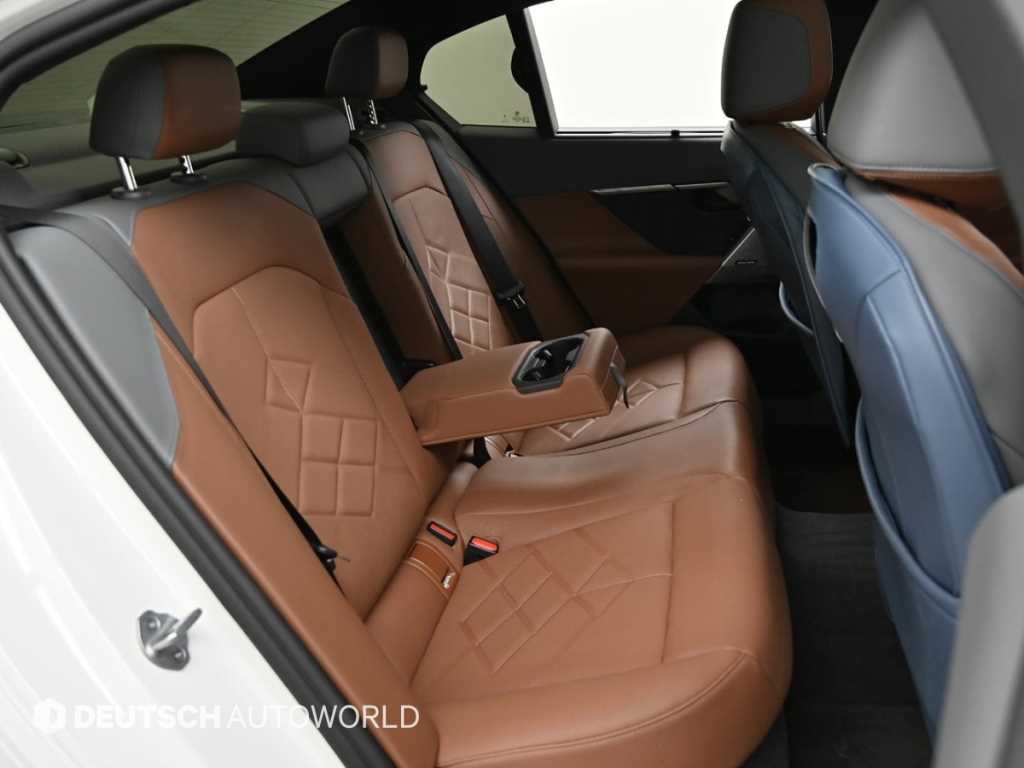 BMW 5시리즈 5시리즈 (G60) 530i xDrive M 스포츠 이미지 12