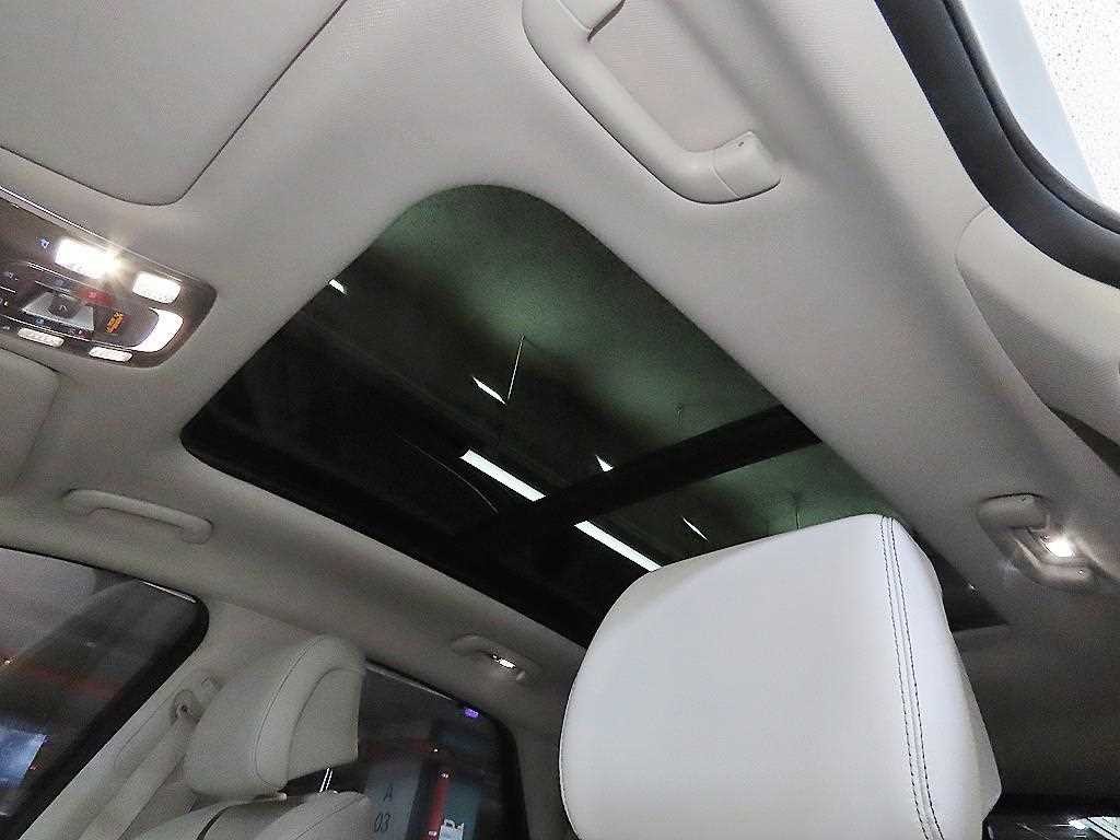 제네시스 GV70 2.5T 가솔린 AWD 기본형 이미지 14