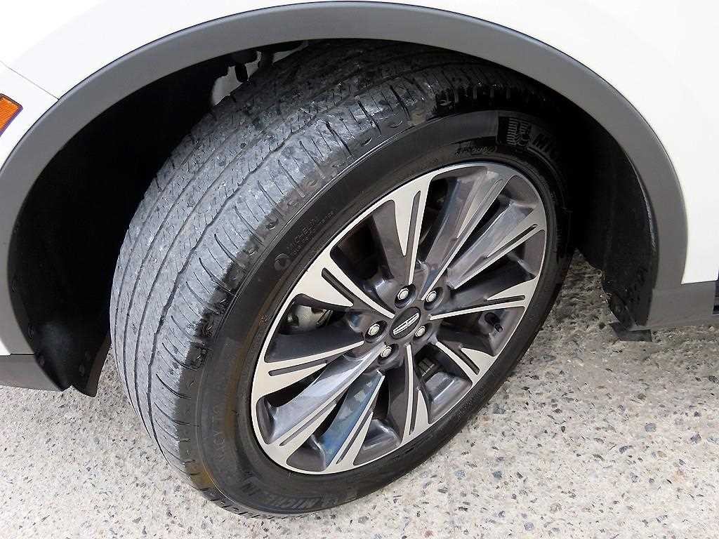 링컨 코세어 2.0 리저브 AWD 이미지 20