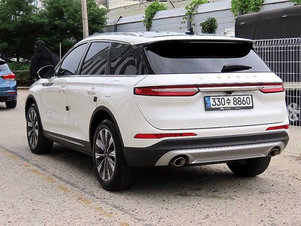 링컨 코세어 2.0 리저브 AWD 이미지 3