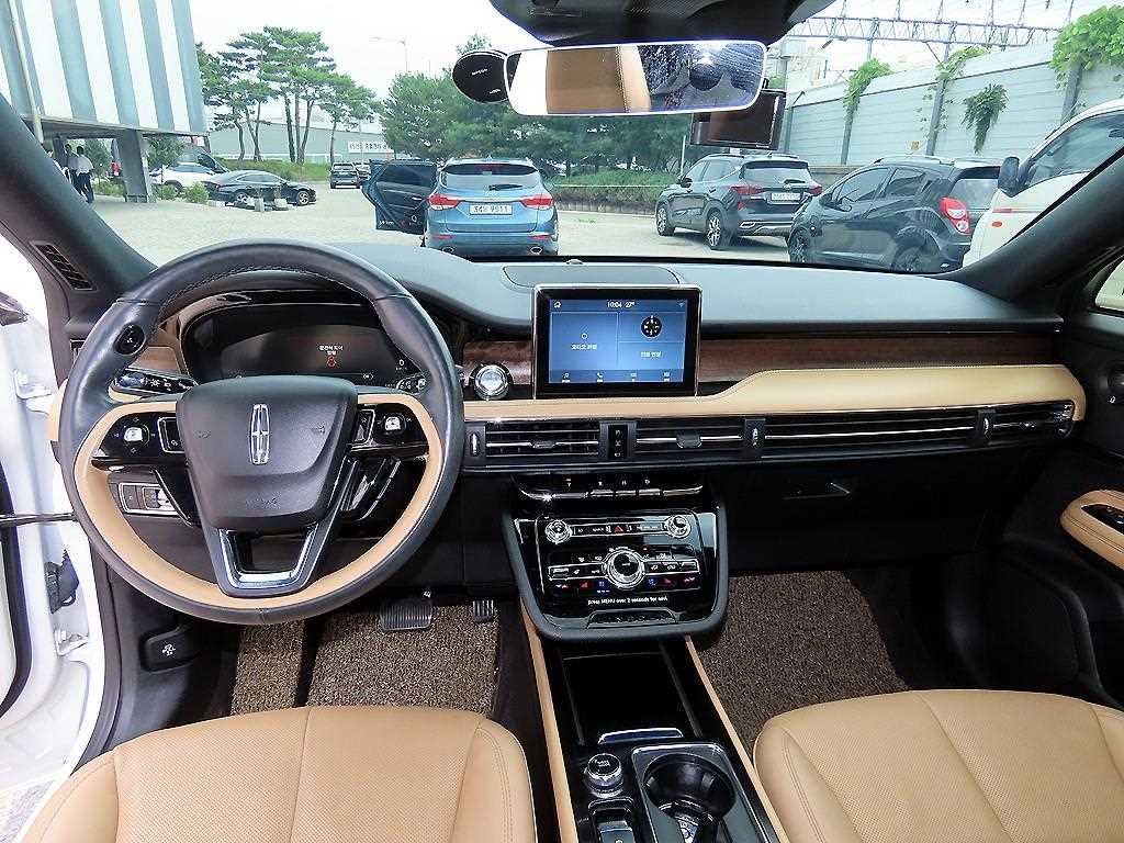 링컨 코세어 2.0 리저브 AWD 이미지 7