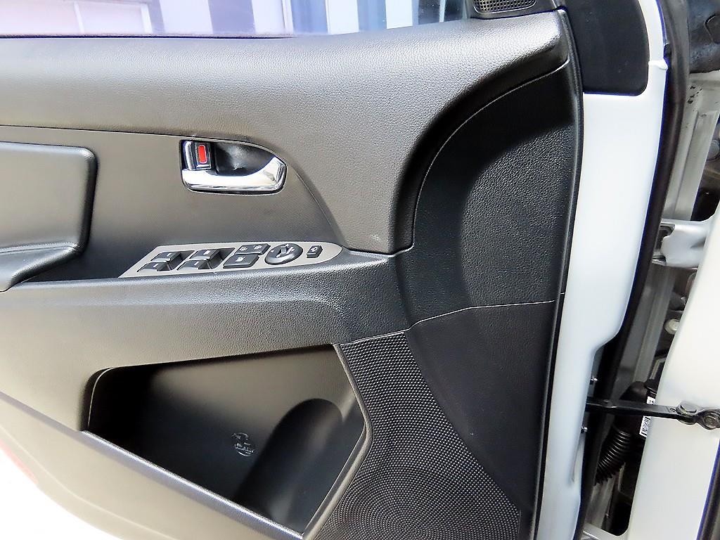 기아 스포티지 더 뉴 스포티지 R 가솔린 2WD 2.0 T-GDI 럭셔리 이미지 11