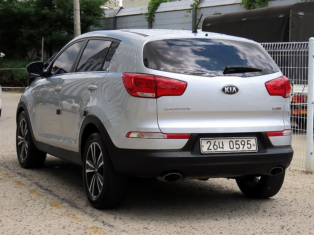 기아 스포티지 더 뉴 스포티지 R 가솔린 2WD 2.0 T-GDI 럭셔리 이미지 3