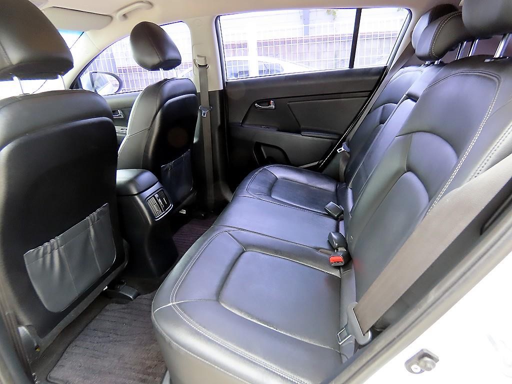 기아 스포티지 더 뉴 스포티지 R 가솔린 2WD 2.0 T-GDI 럭셔리 이미지 6