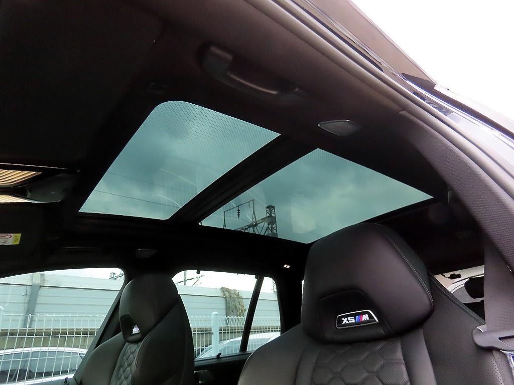 BMW X5M X5M (F95) 4.4 이미지 16