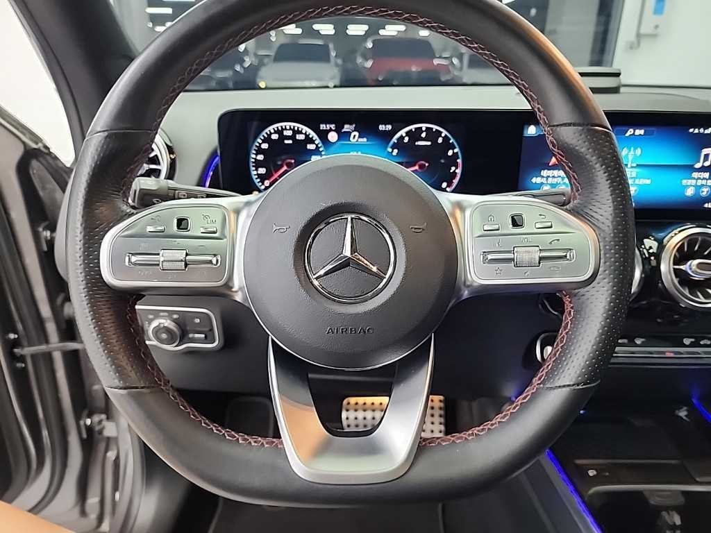 벤츠 GLB 클래스 GLB클래스 X247 AMG GLB 35 4MATIC 이미지 9