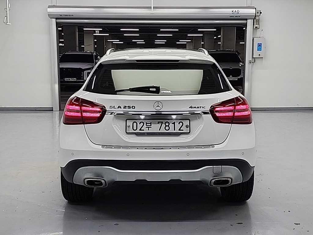 벤츠 GLA 클래스 GLA클래스 X156 GLA250 4MATIC 이미지 3