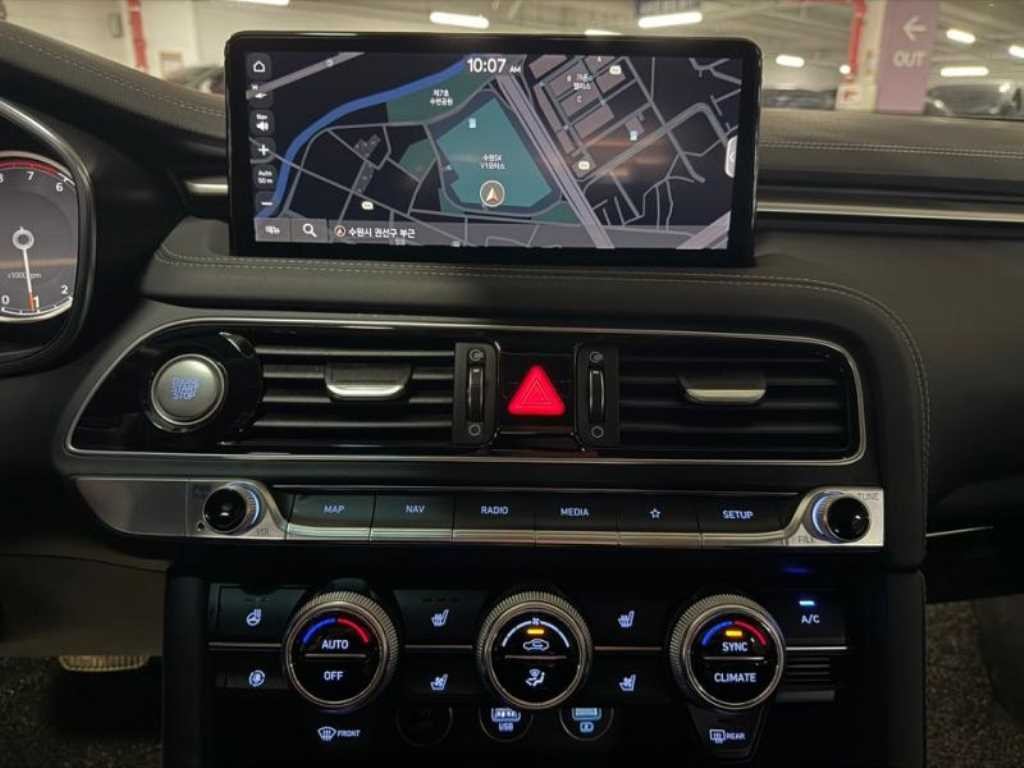 제네시스 G70 더 뉴 G70 가솔린 2.0T 2WD 이미지 11