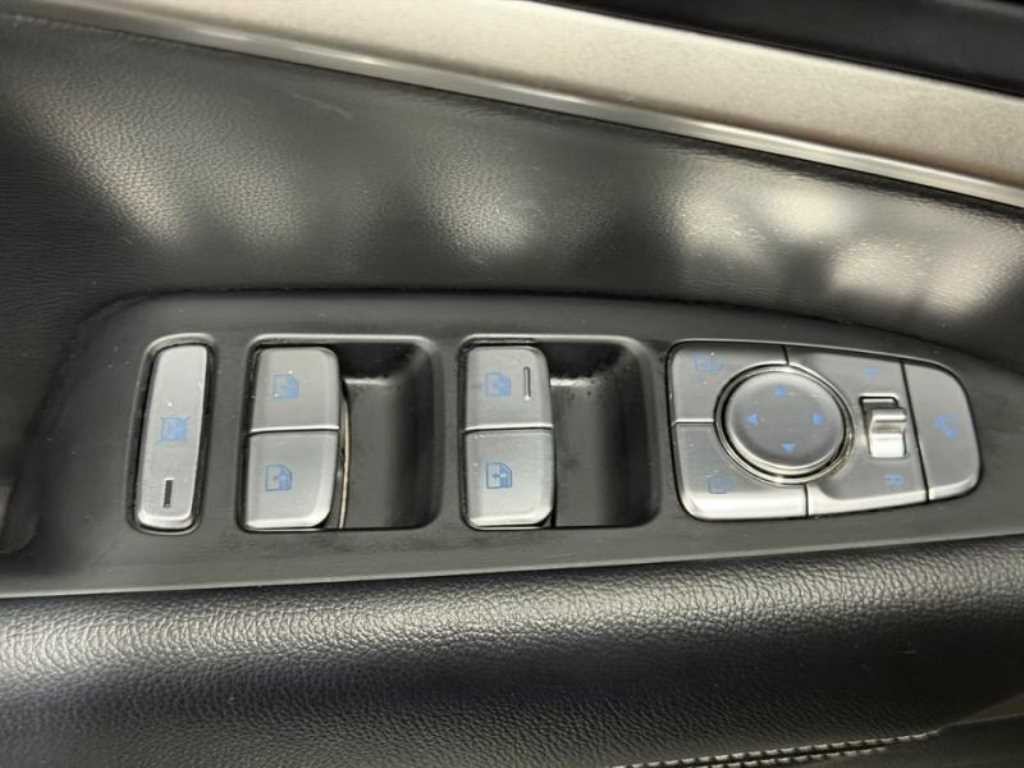 제네시스 G70 더 뉴 G70 가솔린 2.0T 2WD 이미지 16