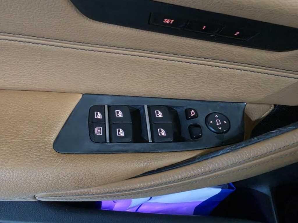 BMW 5시리즈 5시리즈 (G30) 520d xDrive M 스포츠 플러스 이미지 14