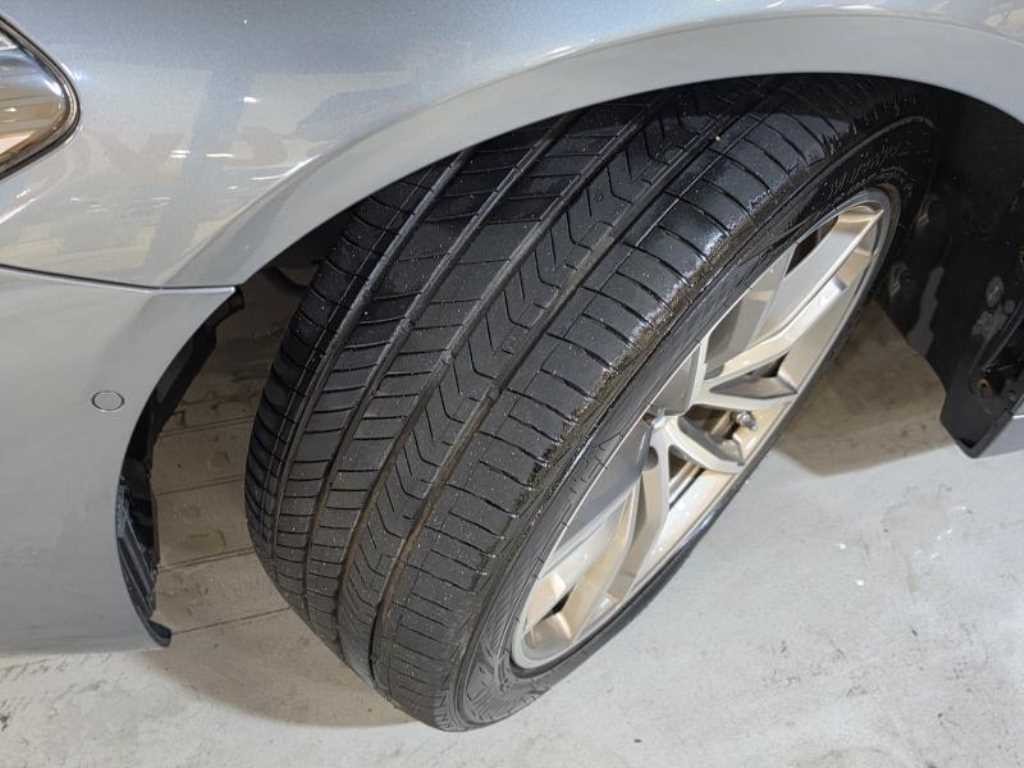 BMW 5시리즈 5시리즈 (G30) 520d xDrive M 스포츠 플러스 이미지 19