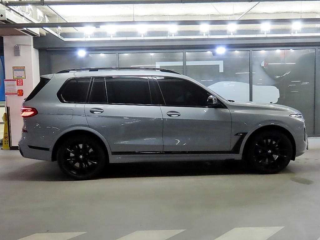 BMW X7 X7 (G07) M60i M스포츠 프로 이미지 3