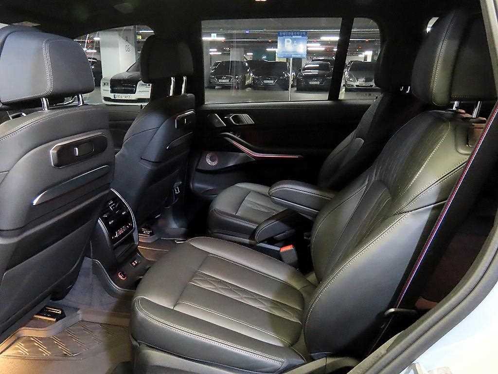 BMW X7 X7 (G07) M60i M스포츠 프로 이미지 7