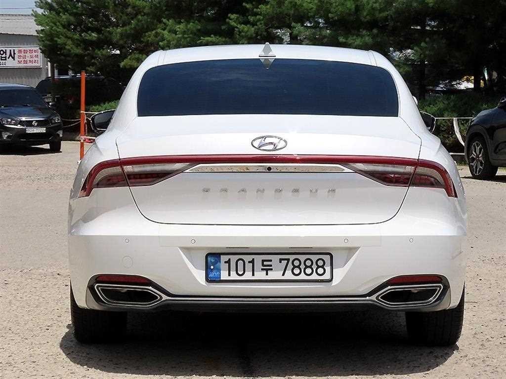현대 그랜저 더 뉴 그랜저 IG LPI 3.0 익스클루시브 이미지 4
