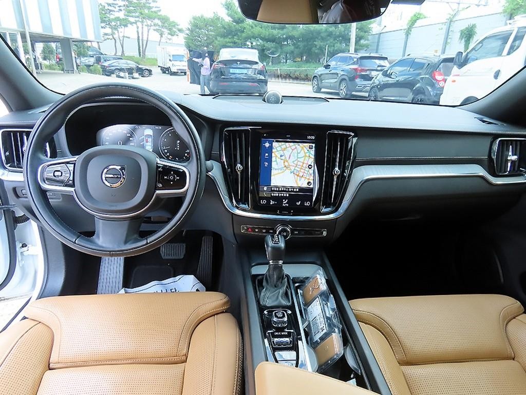 볼보 S60 S60(3세대) T5 인스크립션 이미지 7