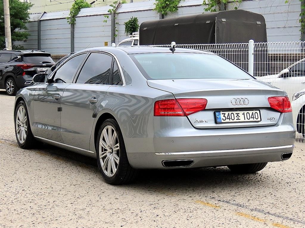 아우디 A8 뉴A8 4.0 TFSI 콰트로 LWB 이미지 3