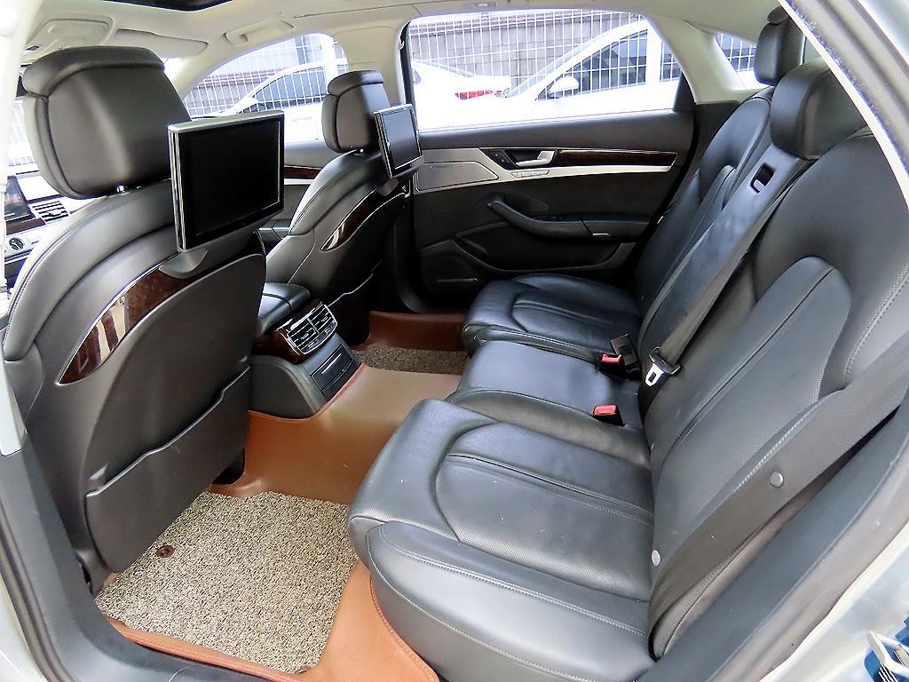 아우디 A8 뉴A8 4.0 TFSI 콰트로 LWB 이미지 6