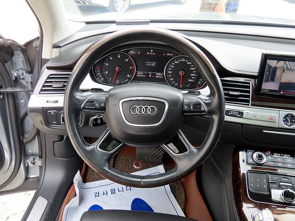 아우디 A8 뉴A8 4.0 TFSI 콰트로 LWB 이미지 8