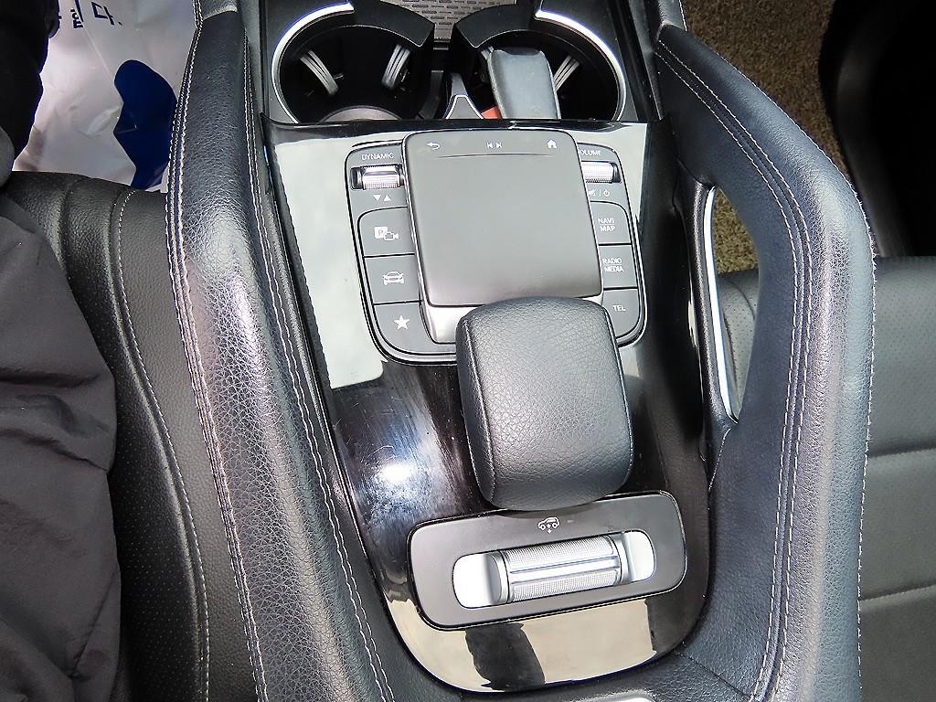 벤츠 GLE 클래스 GLE 클래스 W167 GLE 300d 4MATIC 이미지 14