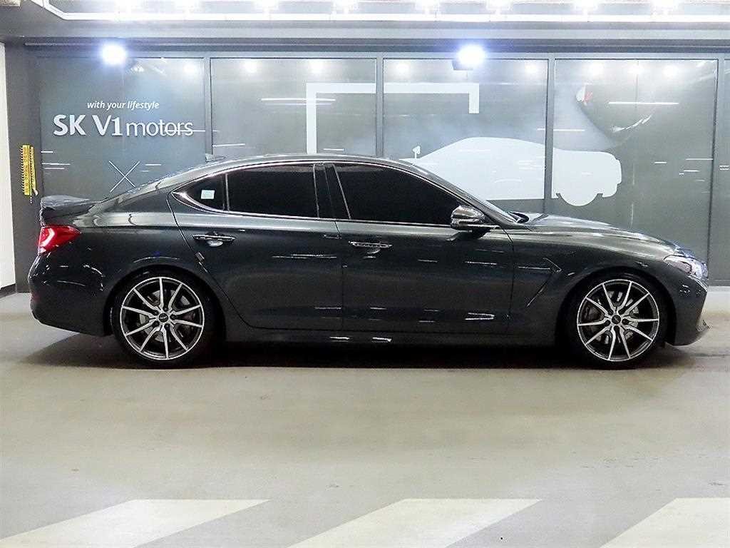 제네시스 G70 3.3T 스포츠 AWD 슈프림 이미지 3