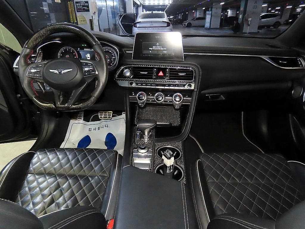 제네시스 G70 3.3T 스포츠 AWD 슈프림 이미지 9