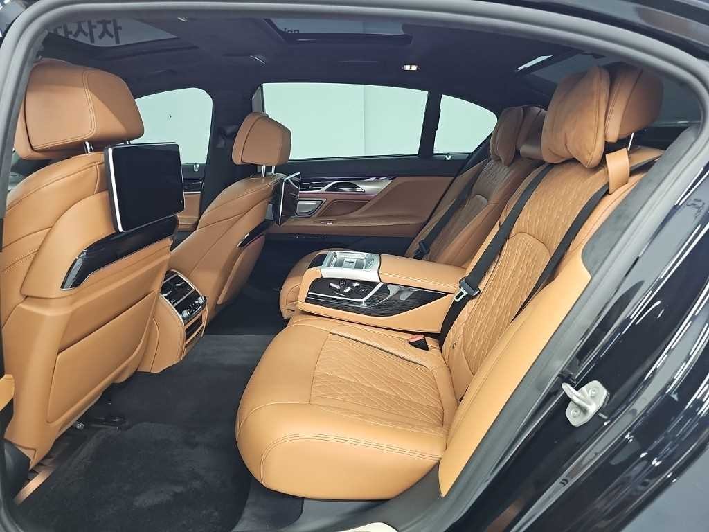 BMW 7시리즈 7시리즈 (G11) 730Ld xDrive M 스포츠 이미지 12