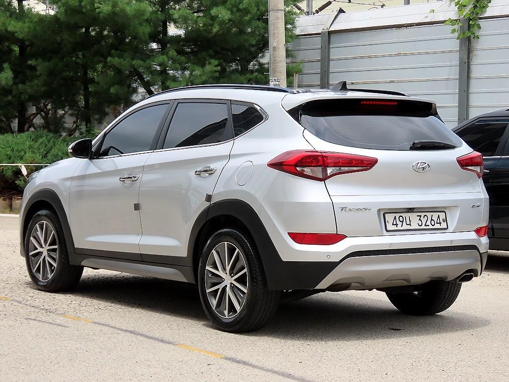 현대 투싼 올뉴투싼 디젤 1.7 2WD 프리미엄 이미지 3