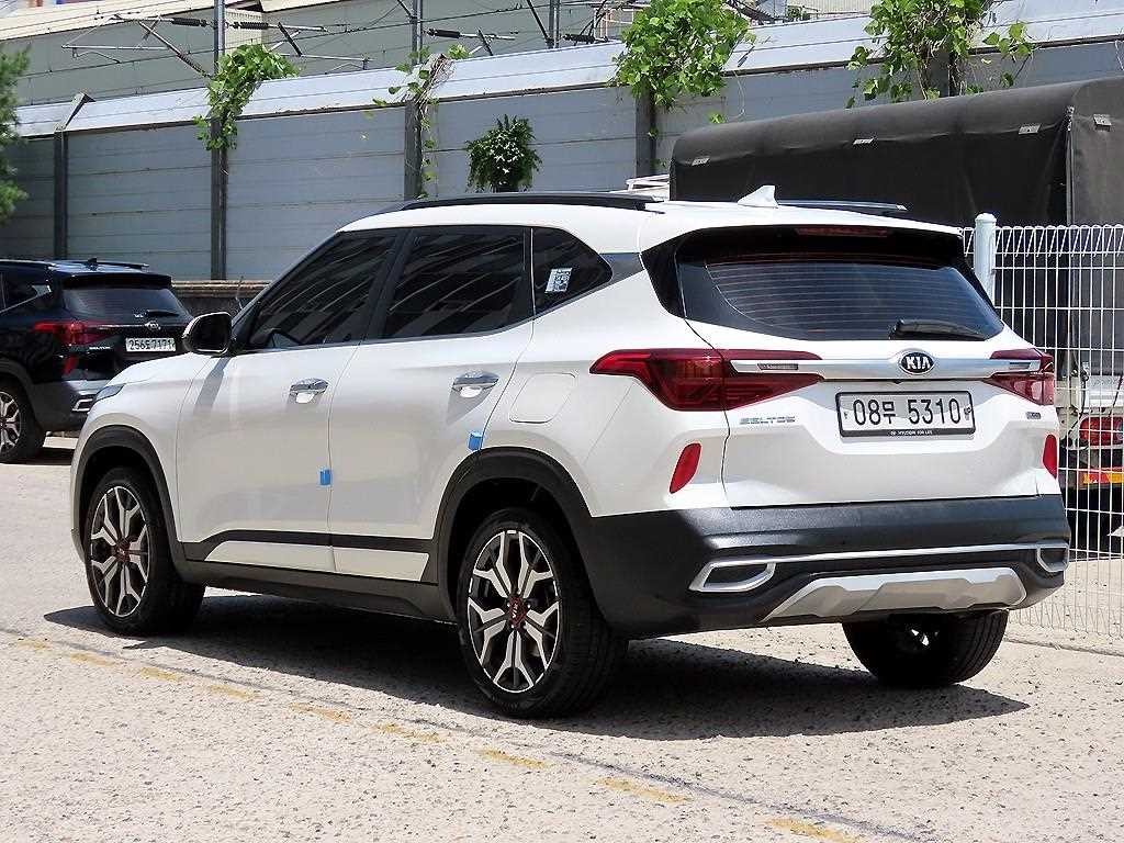 기아 셀토스 가솔린 1.6 터보 2WD 노블레스 이미지 3