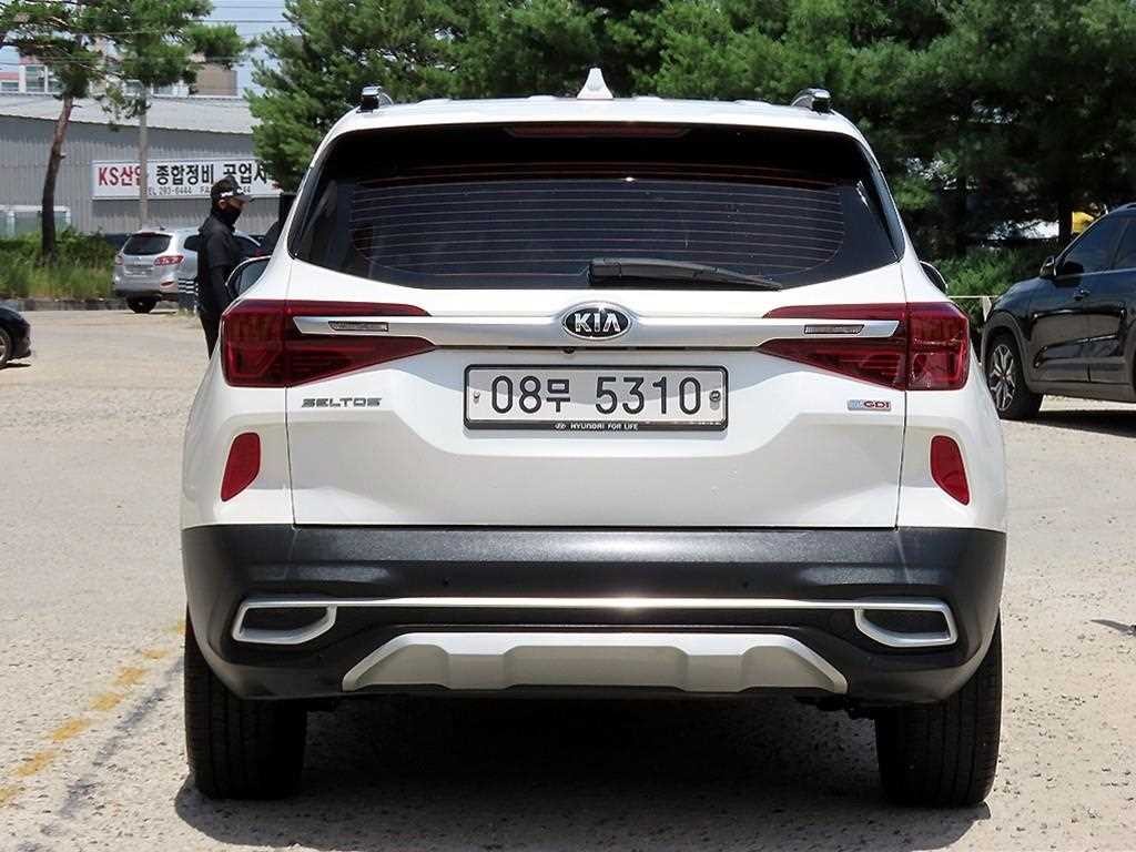 기아 셀토스 가솔린 1.6 터보 2WD 노블레스 이미지 4