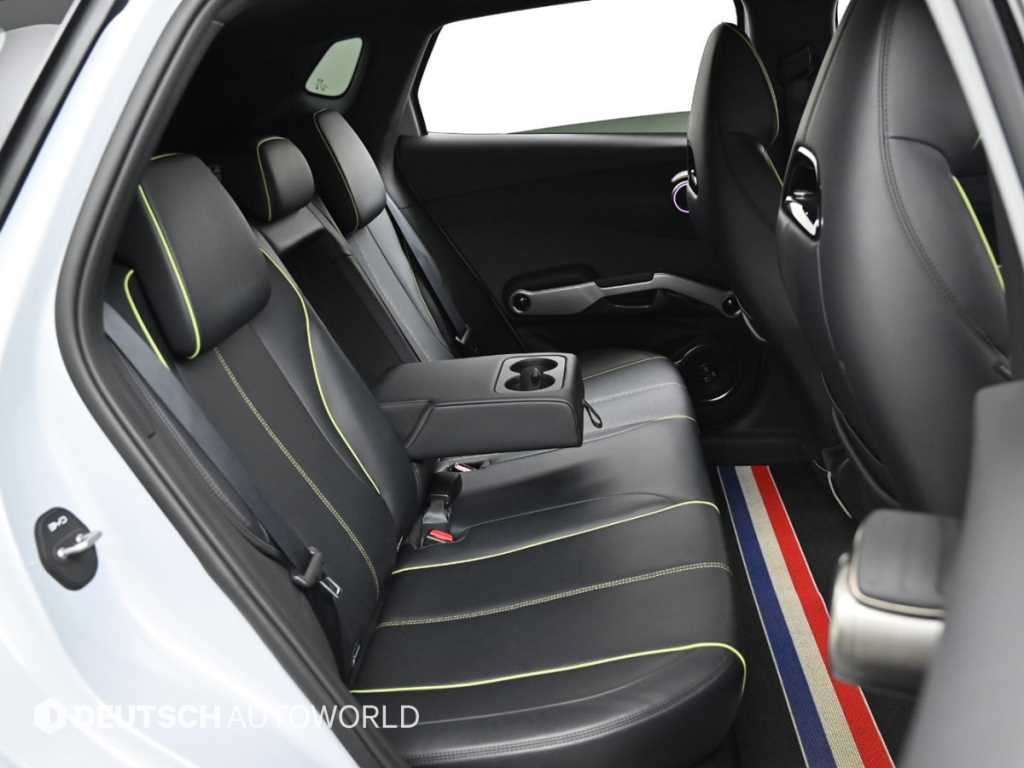BYD 아토3 베이스 이미지 12