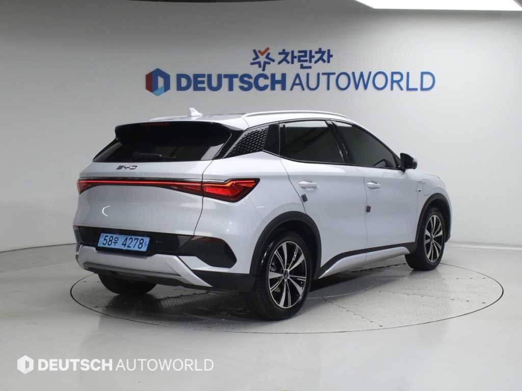 BYD 아토3 베이스 이미지 2