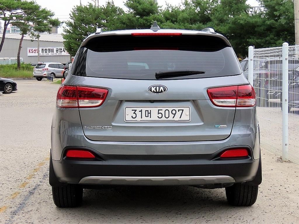 기아 쏘렌토 올 뉴 쏘렌토 디젤 2WD 2.0 노블레스 이미지 4