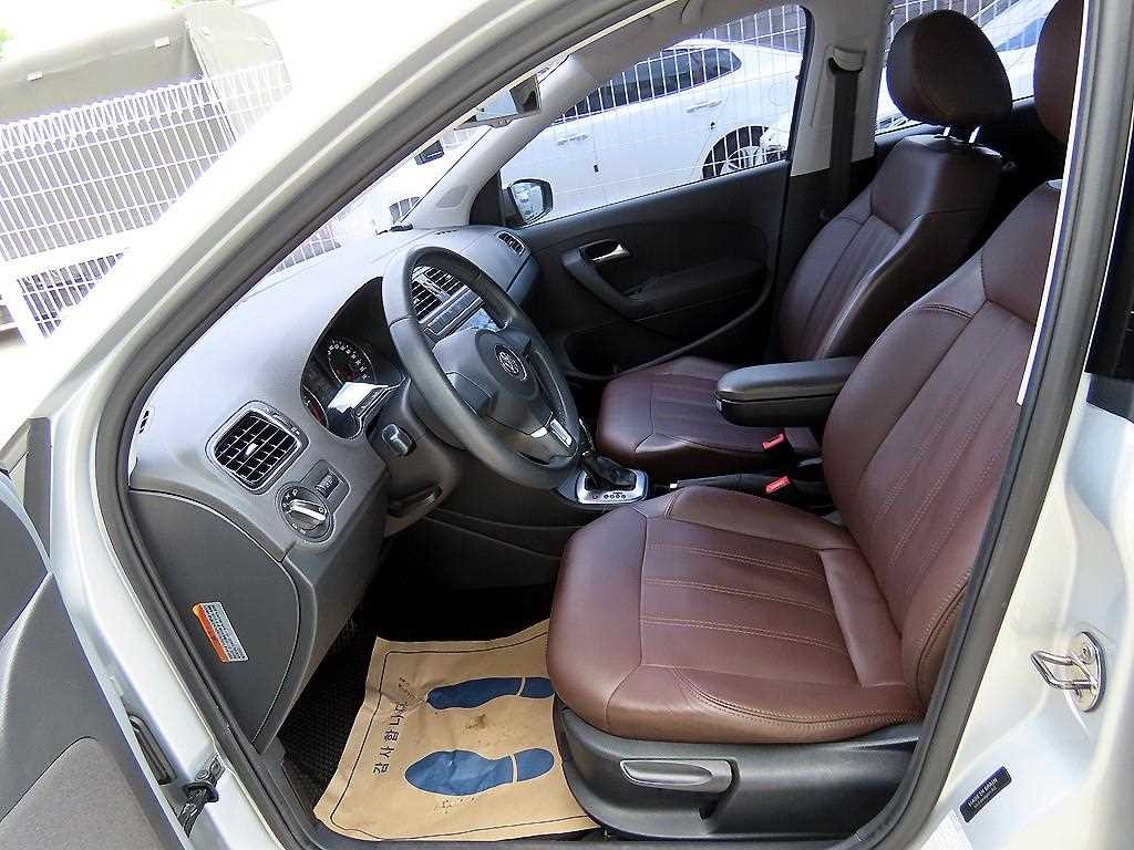 폭스바겐 폴로 1.6 TDI R-LINE 이미지 5